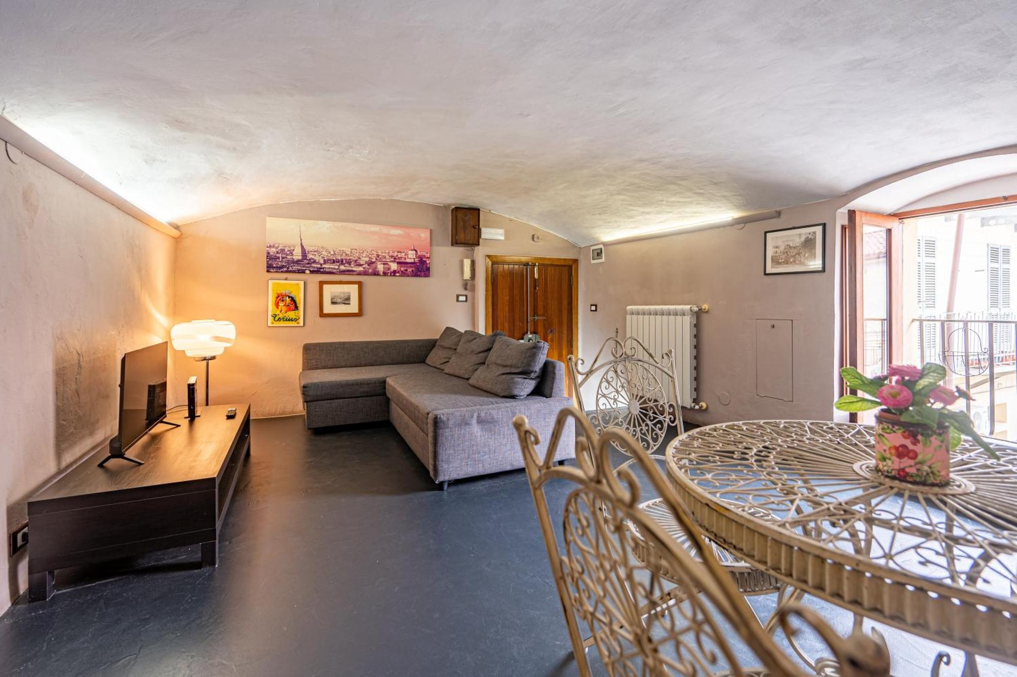 Loft Verga, Cuore E Stile In Centro A Torino Экстерьер фото