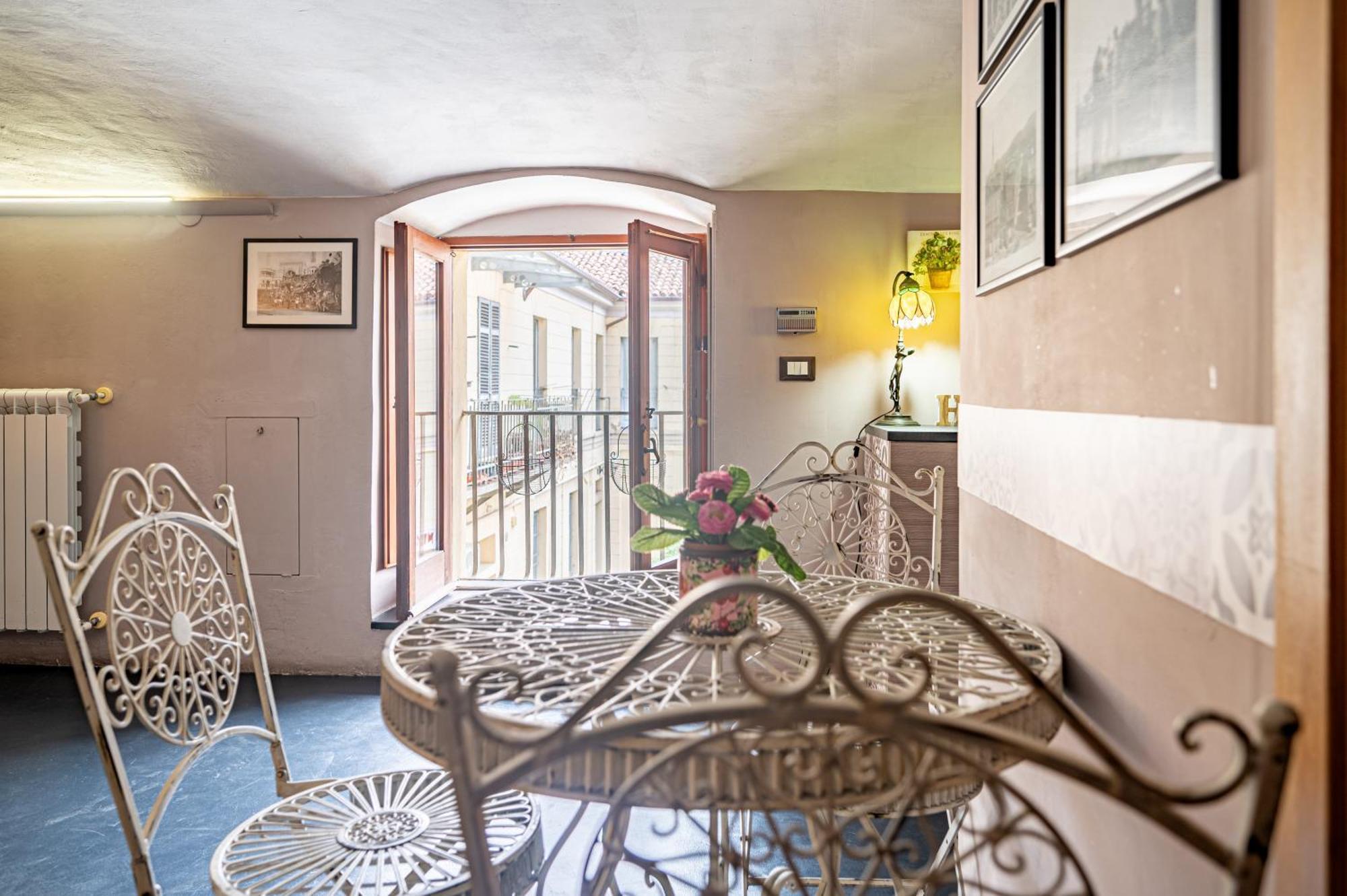 Loft Verga, Cuore E Stile In Centro A Torino Экстерьер фото