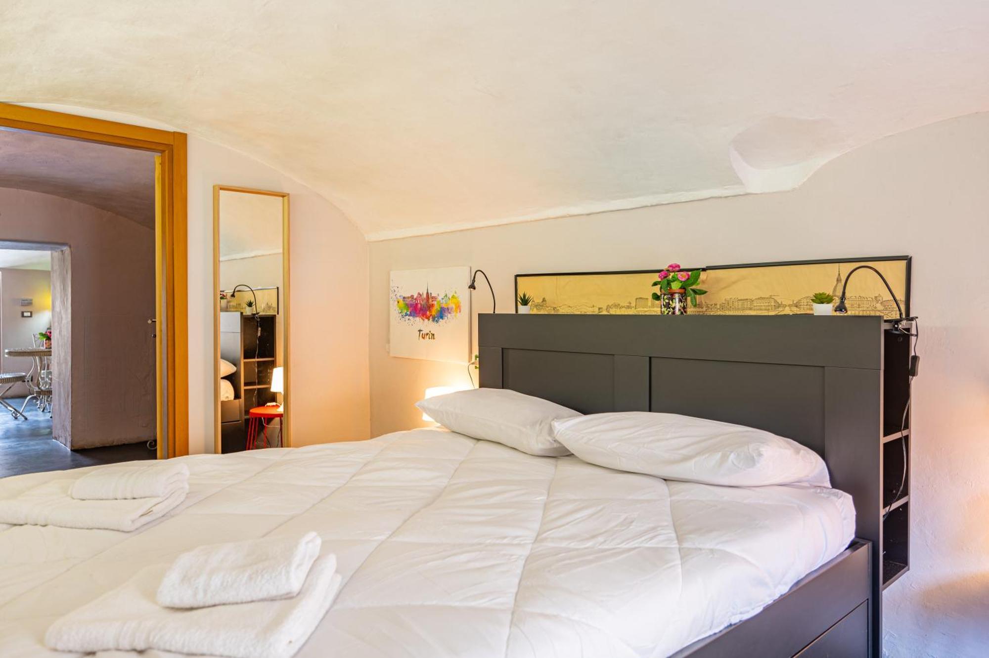 Loft Verga, Cuore E Stile In Centro A Torino Экстерьер фото